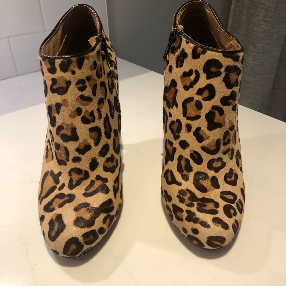 Leopard Print Ankle Boots EUC worn barely once